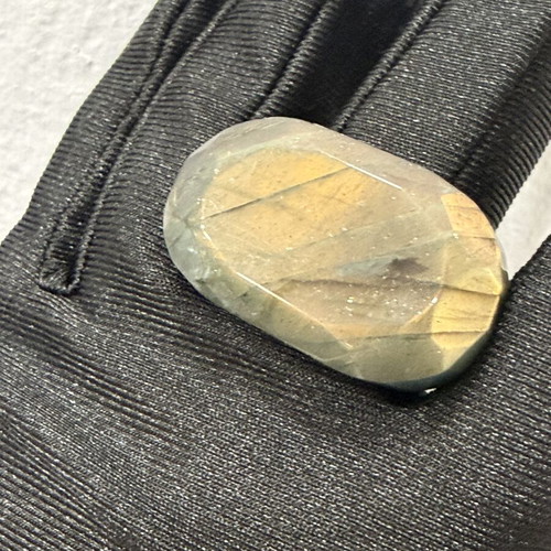 Labradorite ring with golden shine