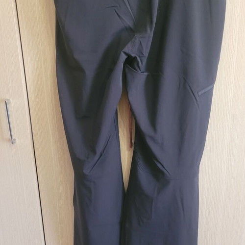 The North Face Apex hiking pants size 38, stretch fabric