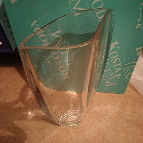Costa Boda vase like new, heavy crystal
