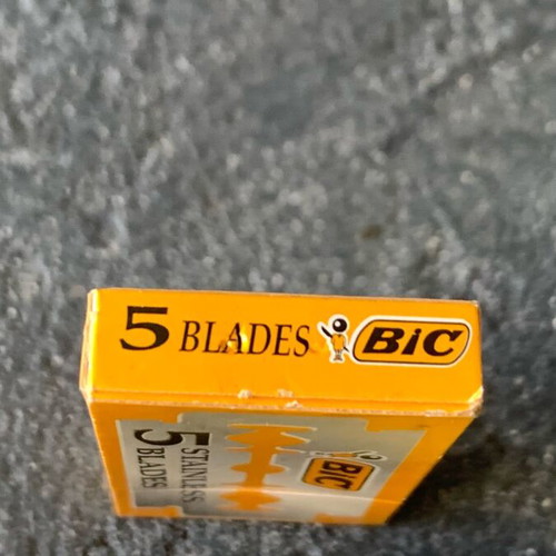 Razor blade pack new