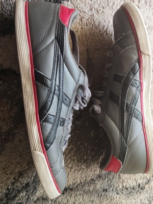 Asics Court H132Y αθλητικά μεταχειρισμένα, νούμερο 41,5, γκρι και κόκκινα