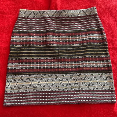Attrativo Mini Fitted Skirt Size 38 Like New, Earth Tones