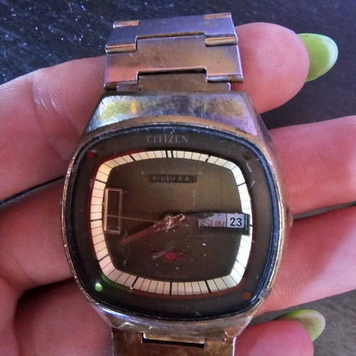 Citizen watch used, unknown working condition