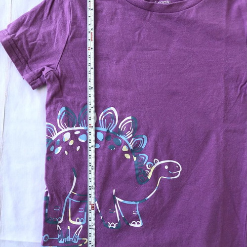 George toddler purple t-shirt with dinosaur, like new, size 3 years