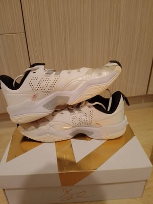 Jordan One Take 4 basketball shoes used, size 42.5, white