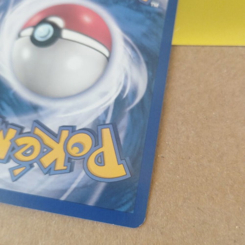 Pokémon Team Magma's Houndoom card like new