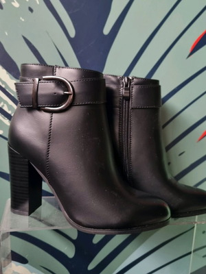 Black ankle boots new, size 36