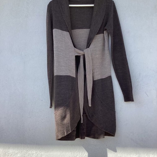 Scandalo knitted cardigan Small/Medium in very good condition