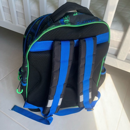 Gim Minecraft School Backpack like new, black