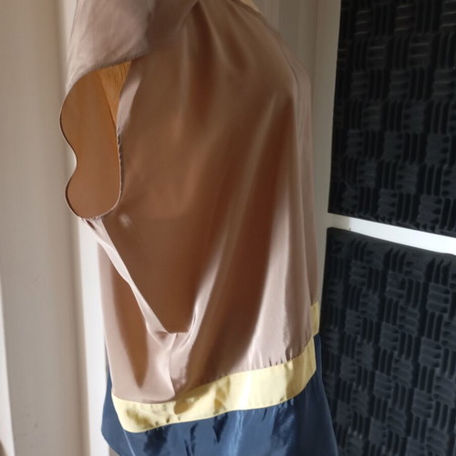San Tropez women's blouse size M/L, beige and blue