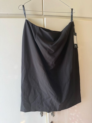 Knee-length skirt size 50 new, black