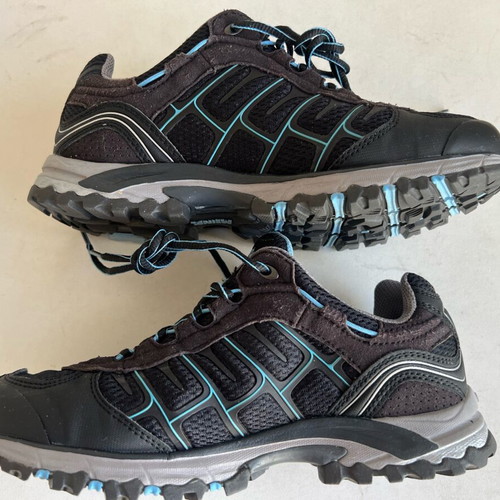Meindl CARIBE GoreTex women's hiking shoes like new, size 39, black and blue