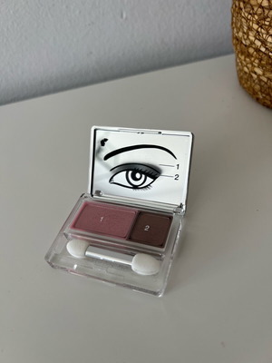 Clinique Eyeshadow Duo Καινούργιο, απόχρωση 14 strawberry fudge