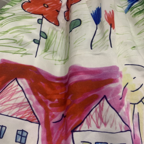 Girls' dress 3-4 years with childlike drawing and bright colors