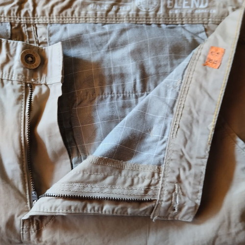 Blend men's pants size 32/33 beige new, wide fit