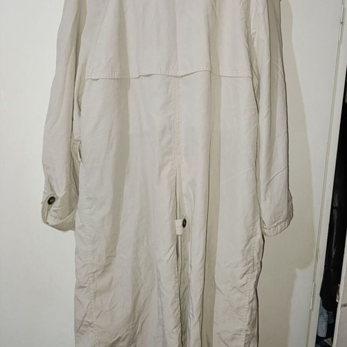 Jeremy Boy women's medium trench coat like new, beige without belt