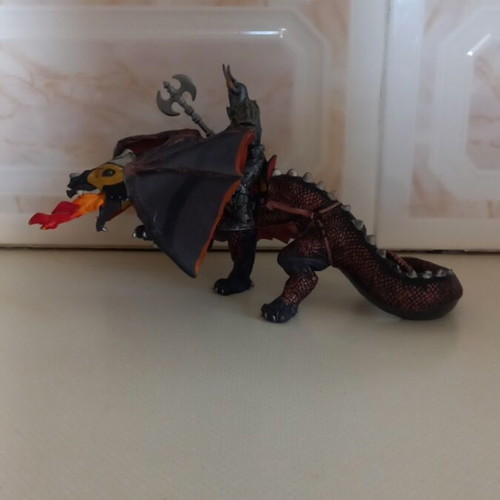 PAPO Collectible Dragon of Darkness Figure with Knight like new