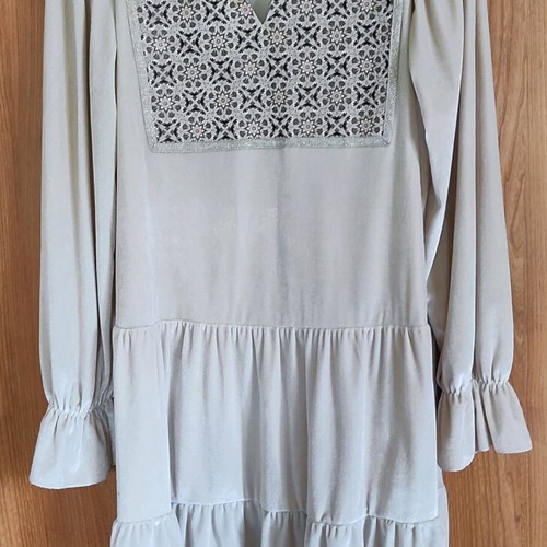 Cinderella dress like new, size M-L, with subtle mark