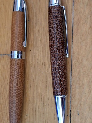 Ballpoint pens used, pack of 2, brown shades