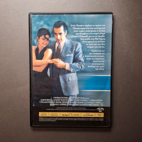 Scent of a Woman DVD like new, drama social (1992)