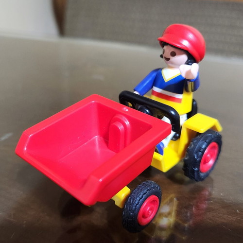 Playmobil 4600 child with tipping tractor like new