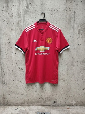 Manchester United 2015/16 Football Jersey Adidas size M like new
