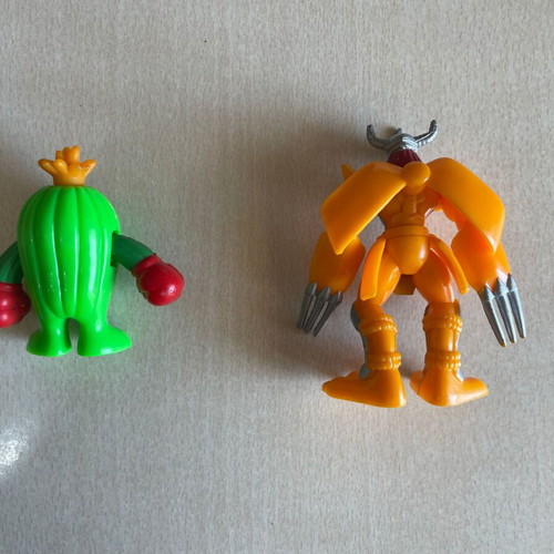 Digimon vintage figures used, pack of 35 from 1999-2000