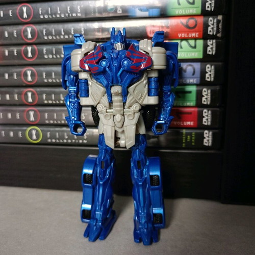 Optimus Prime 1 Step Transformation figure used