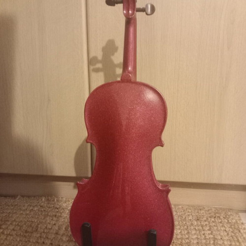 Stentor Mod. 1401 Harlequin 1/2 violin like new, raspberry pink