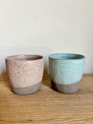 Stoneware ceramic mug set like new