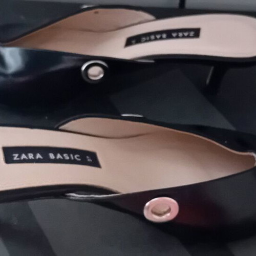 Zara kitten heels mules black size 37 like new with low heel