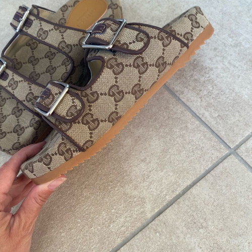 Gucci sandals new, size 38, brown