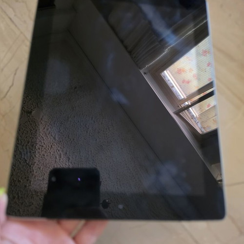 Apple iPad 2 16GB Wi-Fi + 3G GSM model A1396 used for parts, unlocked