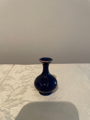 Fine Cobalt Vase καινούργιο μπλε με χρυσό 7 χ 5 εκ.