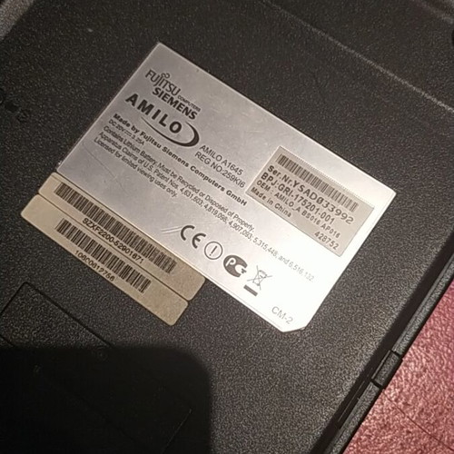 Fujitsu Siemens Amilo A1645 Laptop used for spare parts without memory and disk