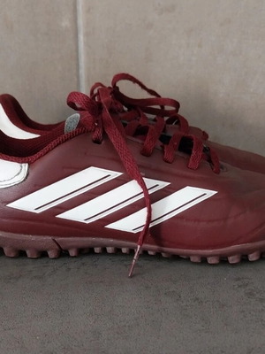 Adidas football shoes like new, red, size 38