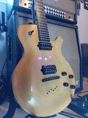 Parker PM-20 electric guitar like new, discontinued collector's item