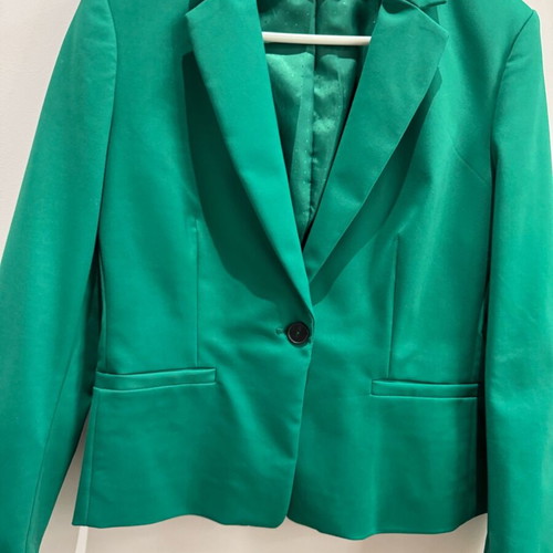 Short Mango blazer emerald color new size large