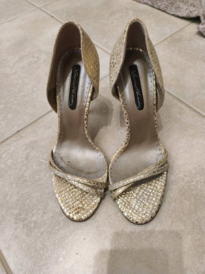 Chaniotakis leather sandals like new, gold
