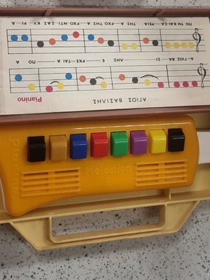 Vintage children's Melodica Pianino used, good condition