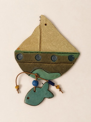 Ceramic hanging boat with fish wall decor
