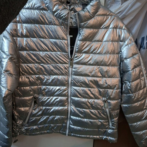Short jacket new silver with zipper and pockets