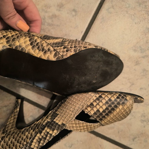 Pumps leopard print used, beige and black, size 37, cross front design