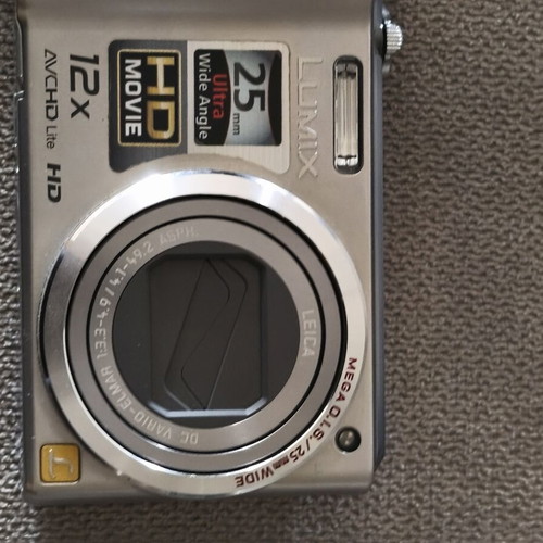 Panasonic Lumix Camera made in Japan like new with leather case