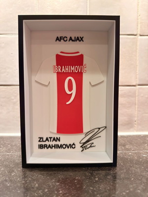 3D Jersey Frame Zlatan Ibrahimović (AFC Ajax) New Collectible Decoration