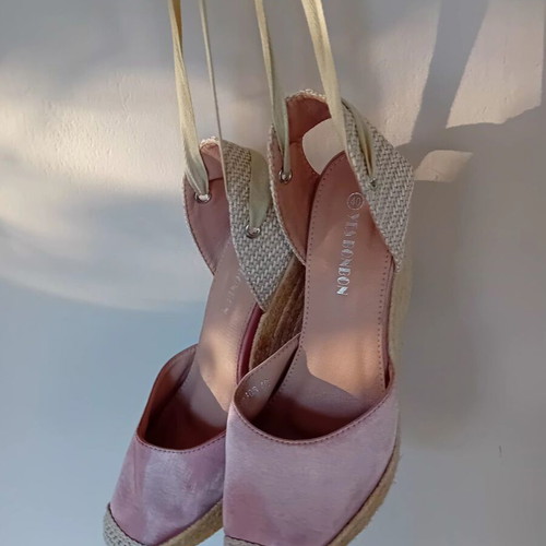 Yes Bonbon dusty pink platform sandals like new, size 40