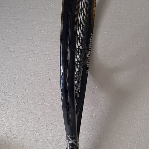 HEAD Intelligence i X11 tennis racket used with case