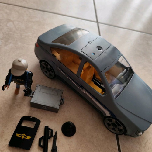 Playmobil swat team like new with all accessories without box