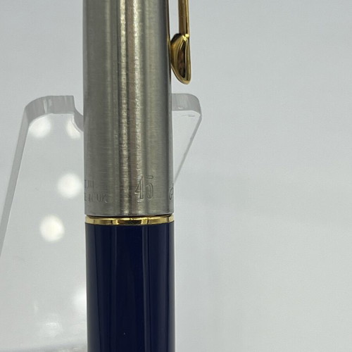 Parker 45 pen like new without box