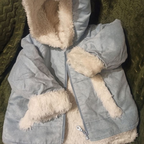 Winter baby boy clothing set 3-6 months used with 2 shorts gift